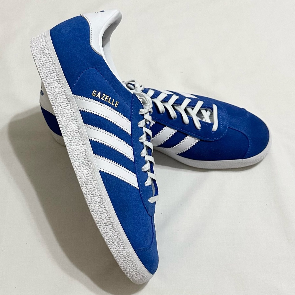 Adidas Gazelle Men’s Sneakers, Blue Suede White Leather/Soles, Clean EUC - US 9